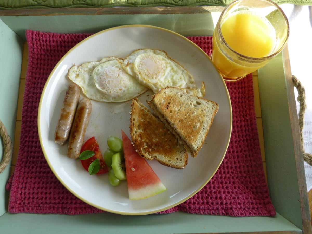 Overlander B&B แคมลูปส์ ภายนอก รูปภาพ